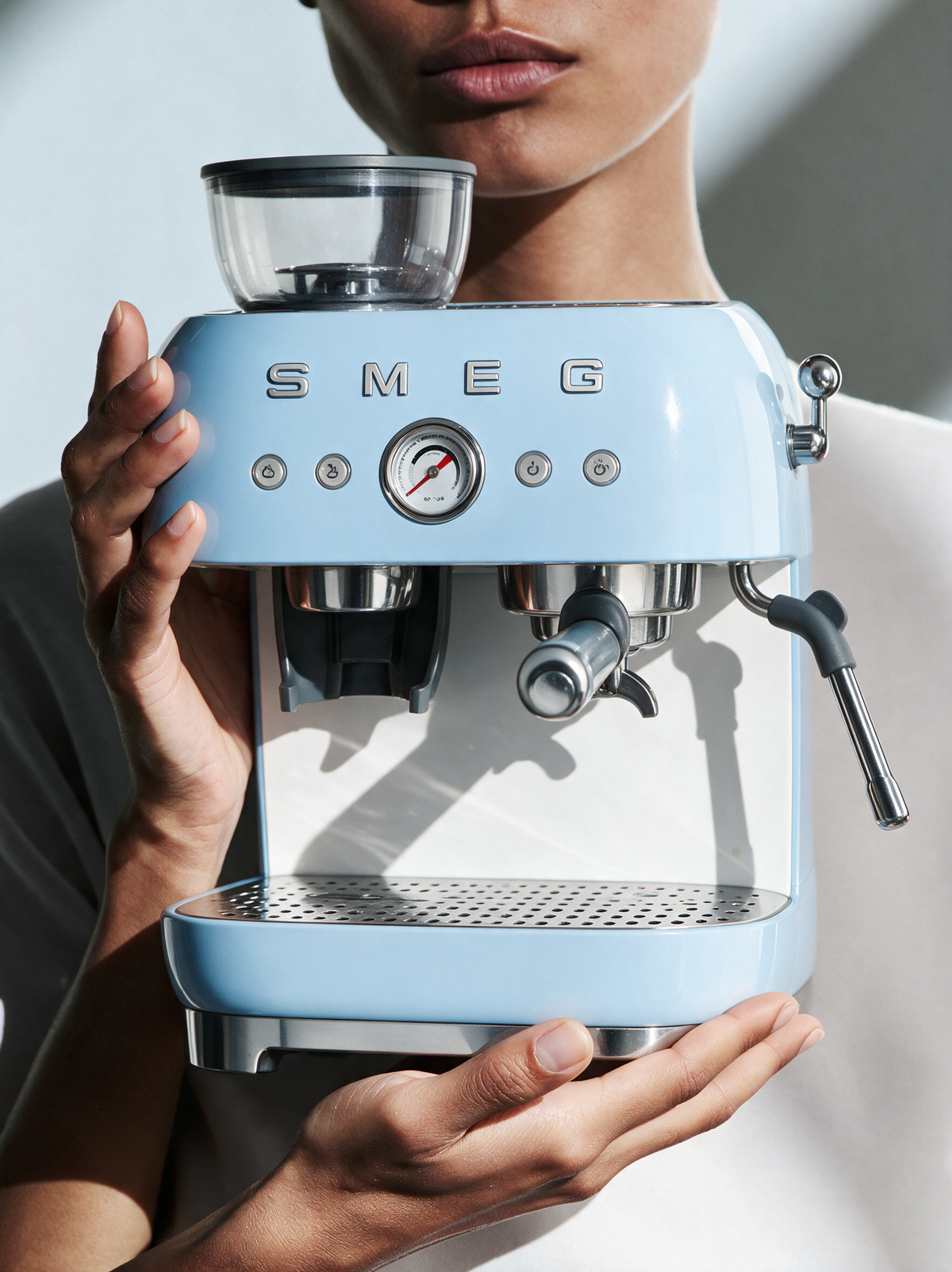 Espresso Machine with Filter Holder